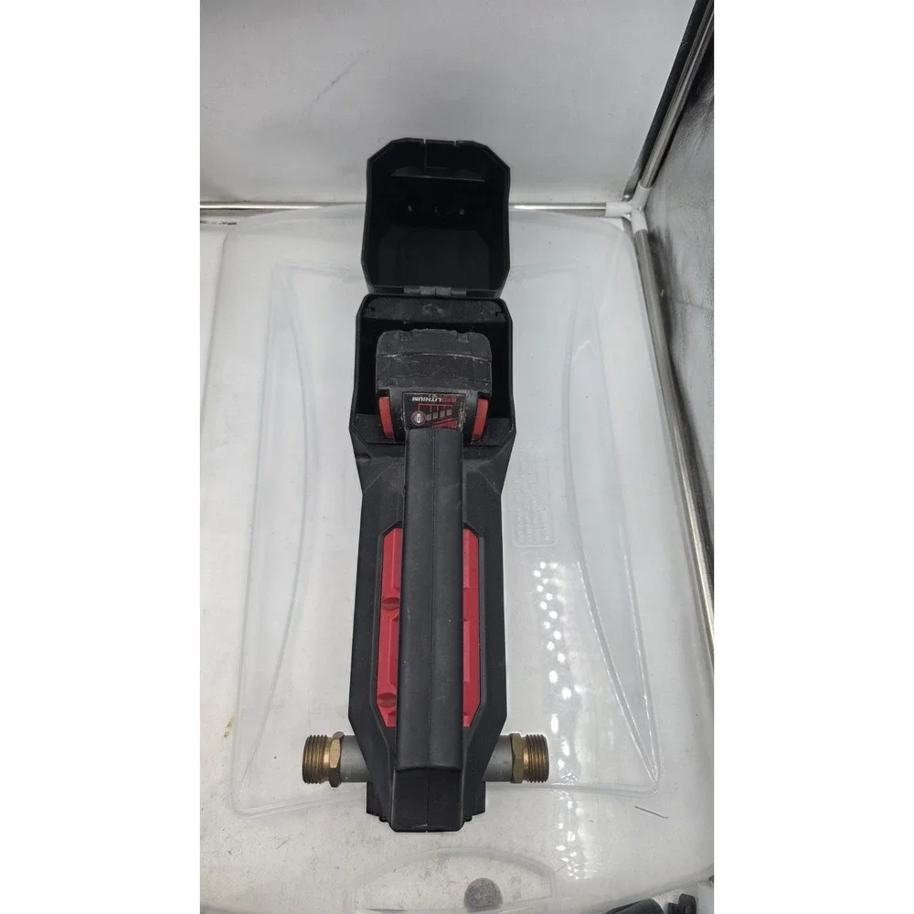 Milwaukee 2771-20 M18 Transfer Pump  + Battery